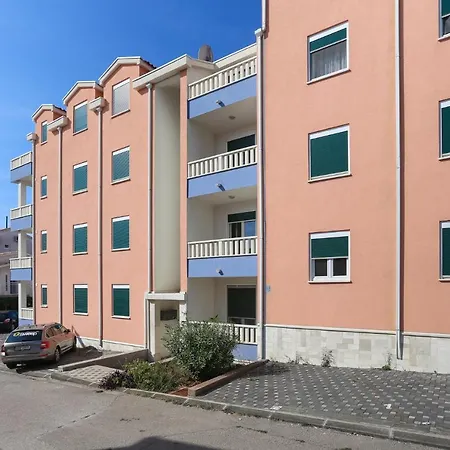 Apartman Tepli Bok * 트로기르