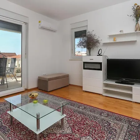 Apartman Tepli Bok 아파트
