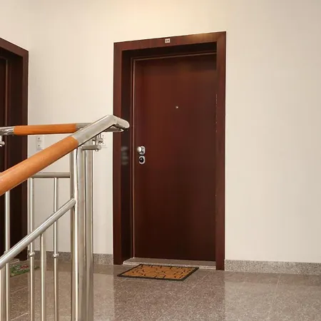 Apartman Tepli Bok * 트로기르